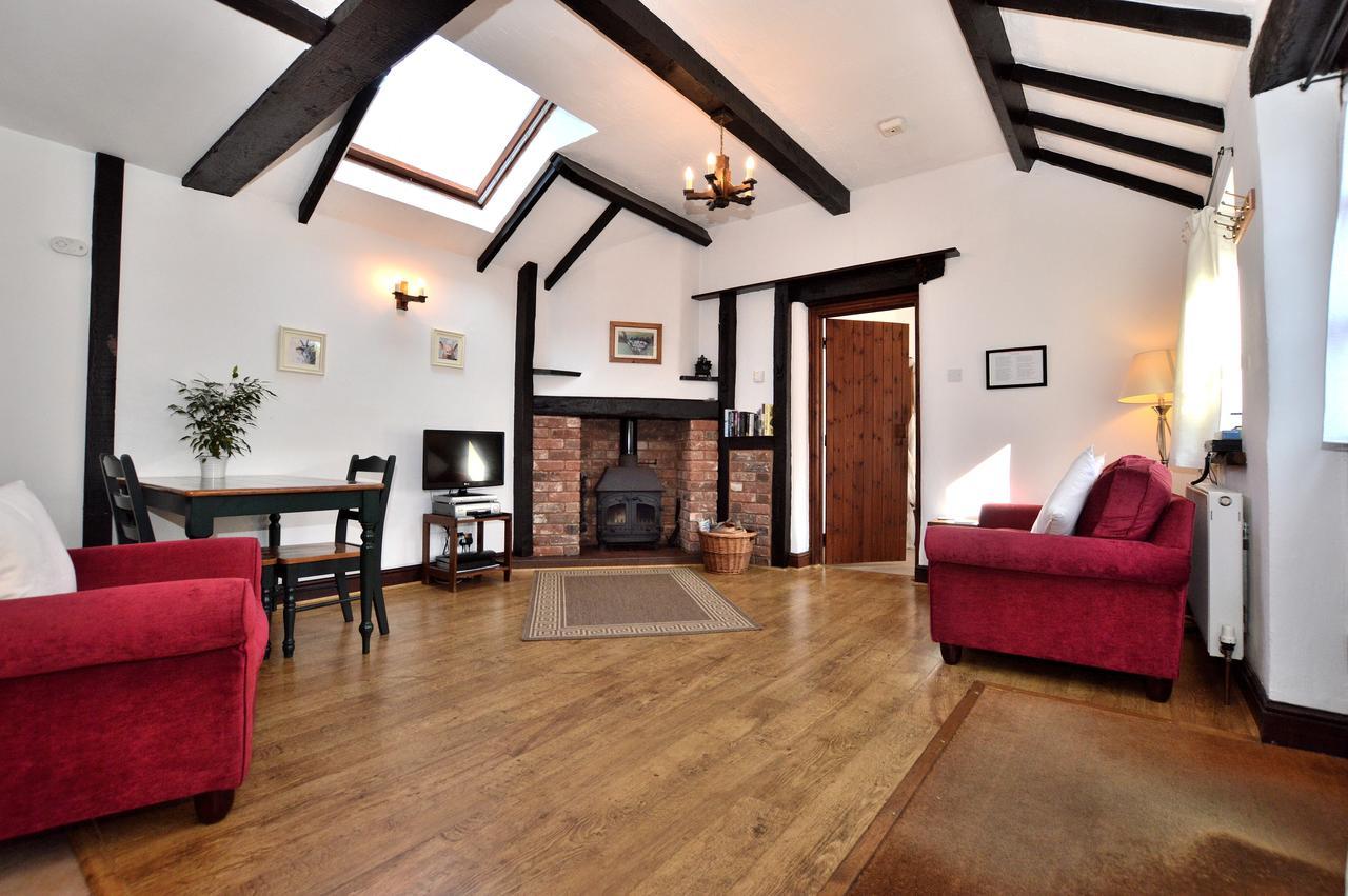 Three Gates Farm Holiday Cottages Huntsham Екстериор снимка