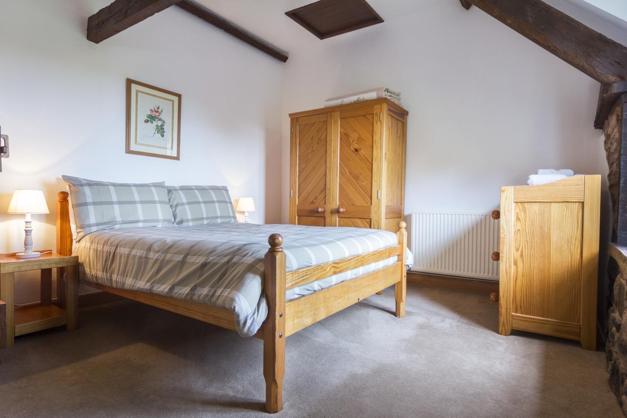 Three Gates Farm Holiday Cottages Huntsham Екстериор снимка